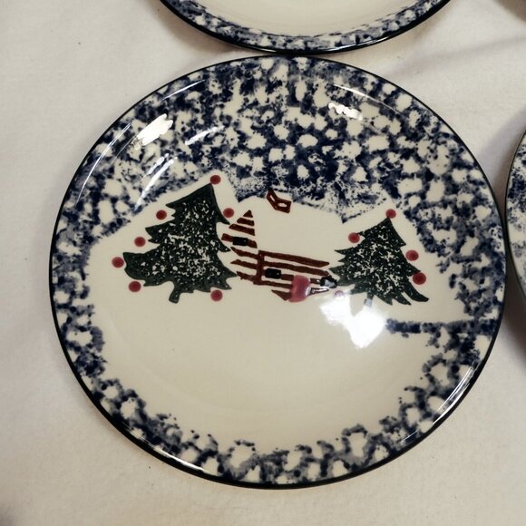 Folkcraft Cabin in the Snow 4 Salad Plates Red Dots Christmas Vintage - Picture 3 of 8